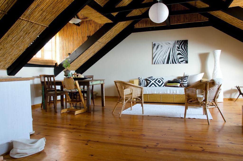Sundowner Loft Appartement Mosselbaai Kamer foto